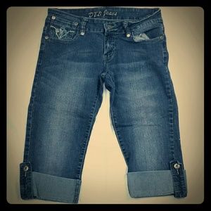DEB Jeans Rolled Bermuda Capri size 7